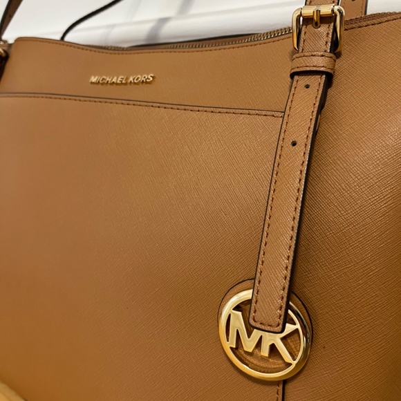 Michael Kors Saffiano Leather Tote Bag - Picture 3 of 6